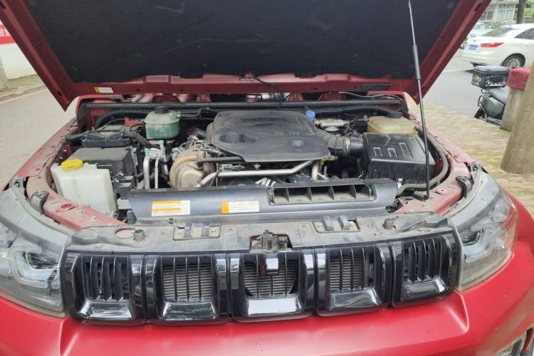 Used BAIC Off-Road BJ40 2021 2.0D Automatic Four-Wheel Drive Blade Hero Edition Adventurer Type Engine Bay