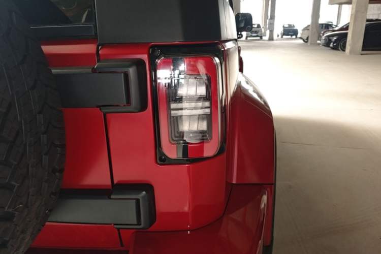 Used BAIC Off-Road BJ40 2021 2.0D Automatic Four-Wheel Drive Blade Hero Edition Adventurer Type Exterior 3