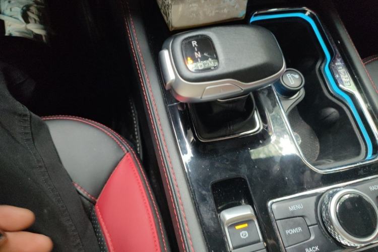 Used BAIC Off-Road BJ40 2021 2.0D Automatic Four-Wheel Drive Blade Hero Edition Adventurer Type Gear Lever
