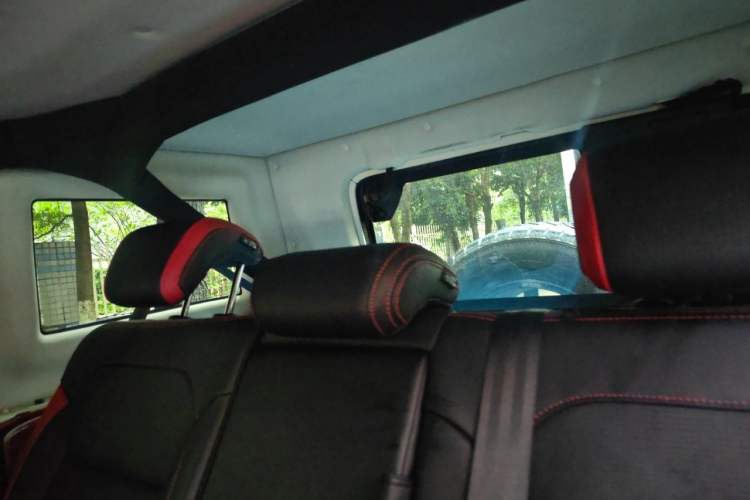 Used BAIC Off-Road BJ40 2021 2.0D Automatic Four-Wheel Drive Blade Hero Edition Adventurer Type Headliner