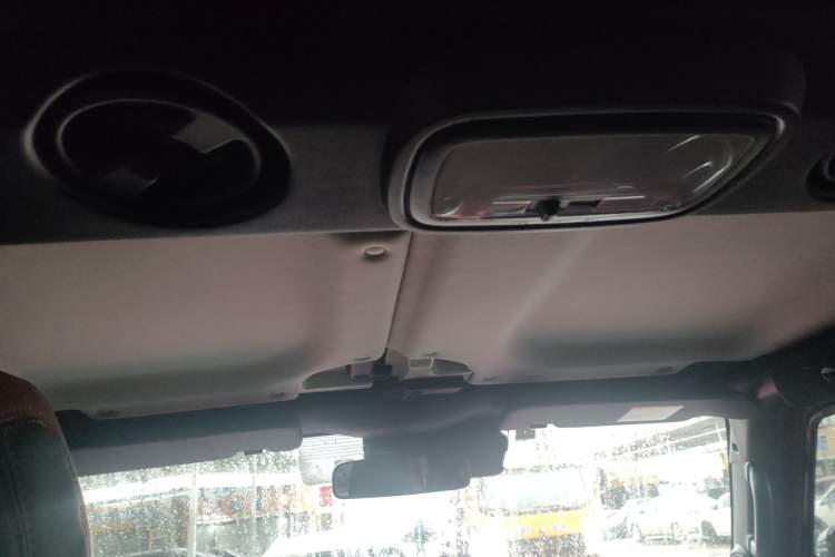 Used BAIC Off-Road BJ40 2021 2.3T Automatic Four-Wheel Drive Blade Hero Edition Supreme Version Headliner