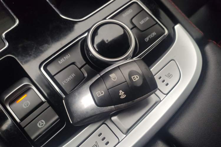 Used BAIC Off-Road BJ40 2021 2.3T Automatic Four-Wheel Drive Blade Hero Edition Supreme Version Interior 1