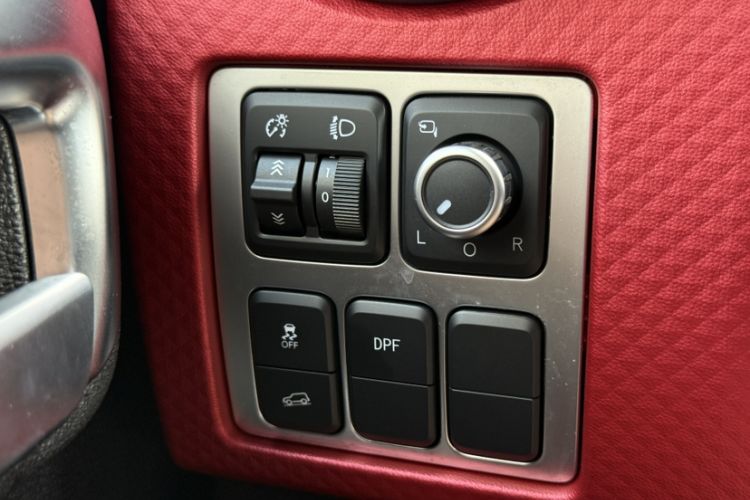 Used BAIC Off-Road BJ40 2021 2.0D Automatic Four-Wheel Drive Blade Hero Edition Adventurer Type Interior 1