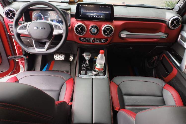 Used BAIC Off-Road BJ40 2021 2.3T Automatic Four-Wheel Drive Blade Hero Edition Supreme Version Interior 2