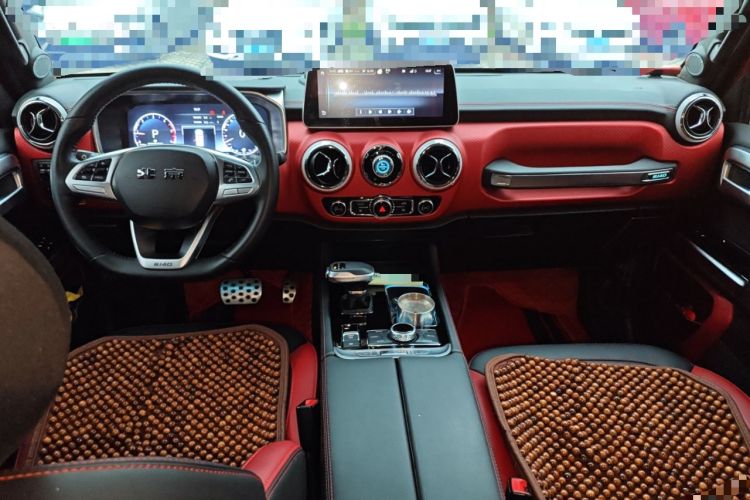 Used BAIC Off-Road BJ40 2021 2.0D Automatic Four-Wheel Drive Blade Hero Edition Adventurer Type Interior 2