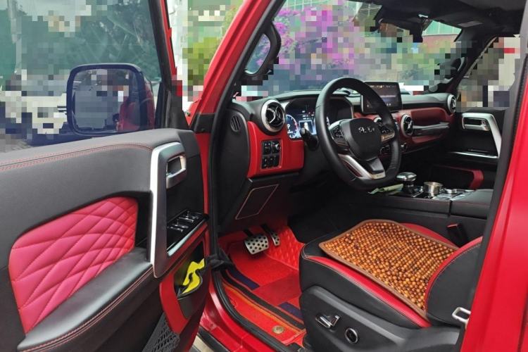 Used BAIC Off-Road BJ40 2021 2.0D Automatic Four-Wheel Drive Blade Hero Edition Adventurer Type Interior 3