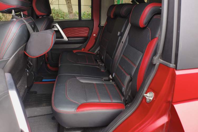Used BAIC Off-Road BJ40 2021 2.3T Automatic Four-Wheel Drive Blade Hero Edition Supreme Version Interior 4
