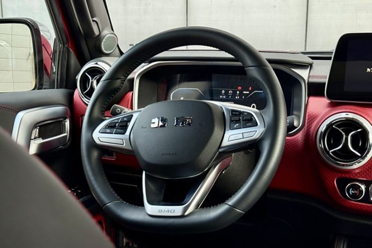 Used BAIC Off-Road BJ40 2021 2.0D Automatic Four-Wheel Drive Blade Hero Edition Adventurer Type Interior 4