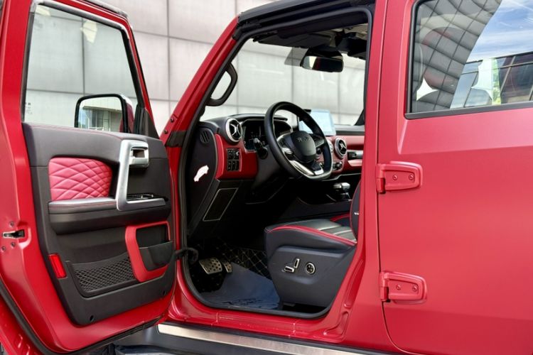 Used BAIC Off-Road BJ40 2021 2.0D Automatic Four-Wheel Drive Blade Hero Edition Adventurer Type Interior 7