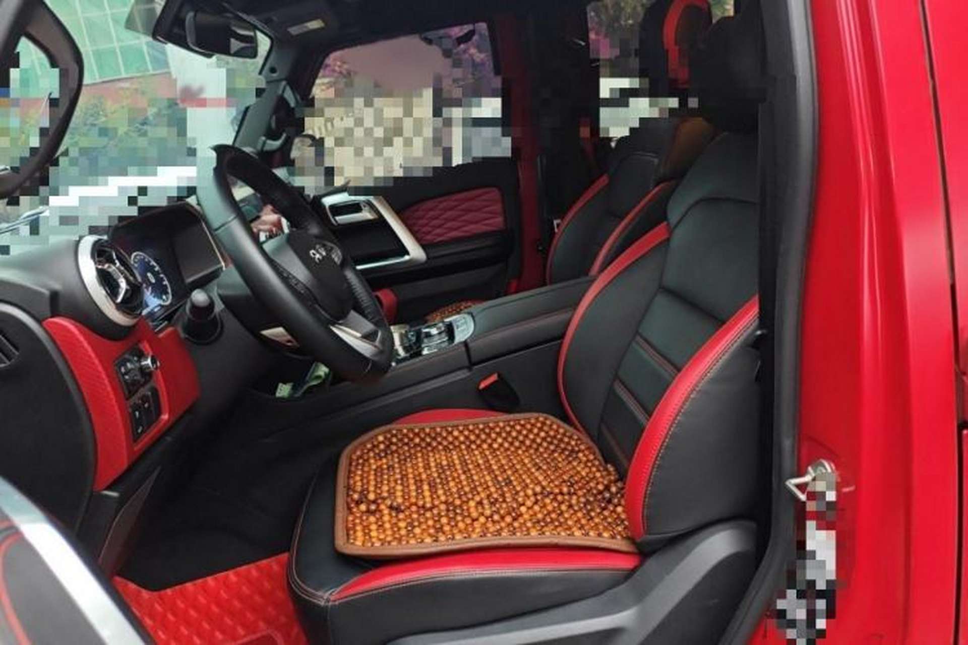 Used BAIC Off-Road BJ40 2021 2.0D Automatic Four-Wheel Drive Blade Hero Edition Adventurer Type Left Front Seat