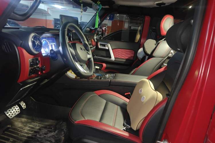 Used BAIC Off-Road BJ40 2021 2.0D Automatic Four-Wheel Drive Blade Hero Edition Adventurer Type Left Front Seat