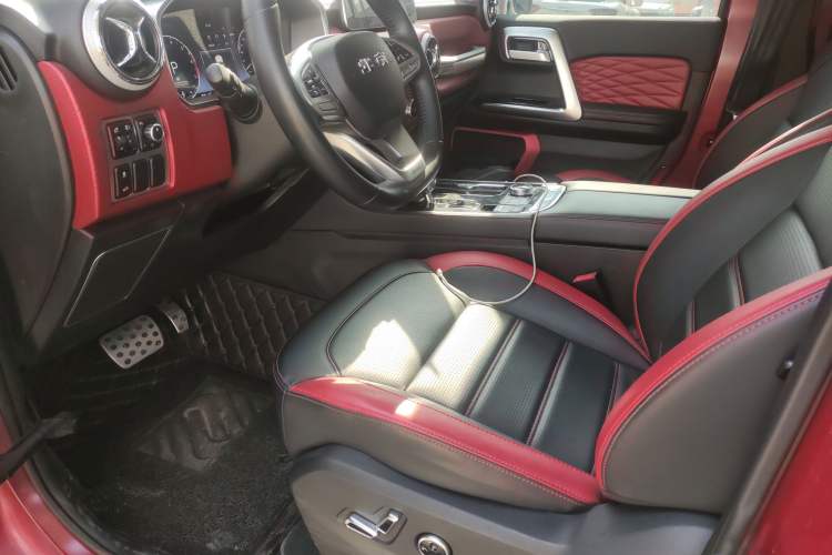 Used BAIC Off-Road BJ40 2021 2.3T Automatic Four-Wheel Drive Blade Hero Edition Supreme Version Left Front Seat