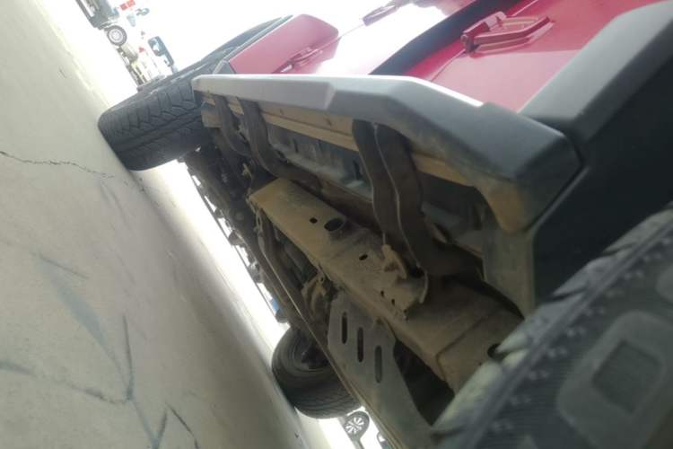 Used BAIC Off-Road BJ40 2021 2.0D Automatic Four-Wheel Drive Blade Hero Edition Adventurer Type Left Side Sill