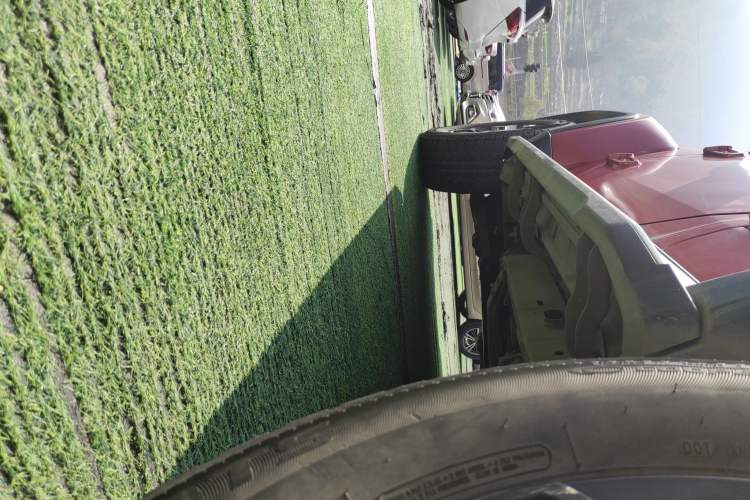 Used BAIC Off-Road BJ40 2021 2.0D Automatic Four-Wheel Drive Blade Hero Edition Adventurer Type Left Side Sill