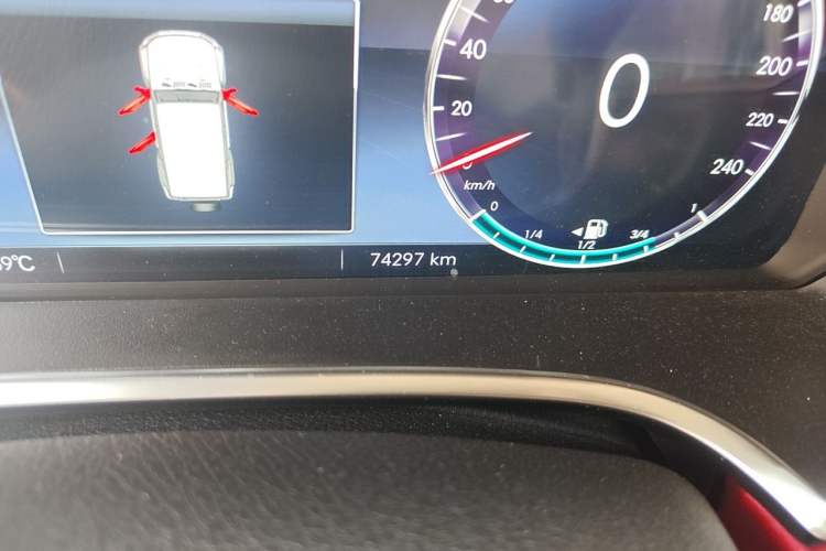 Used BAIC Off-Road BJ40 2021 2.0D Automatic Four-Wheel Drive Blade Hero Edition Adventurer Type Odometer Close Up