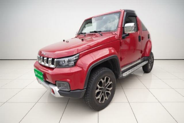 Ojetý BAIC Off-Road BJ40 2021 2.0T Automatic Four-Wheel Drive Ring the Tower Champion Edition