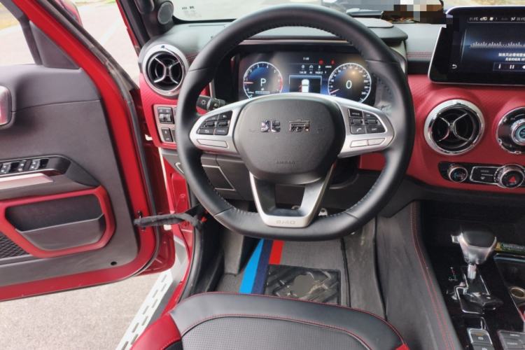 Used BAIC Off-Road BJ40 2021 2.3T Automatic Four-Wheel Drive Blade Hero Edition Supreme Version Steering Wheel