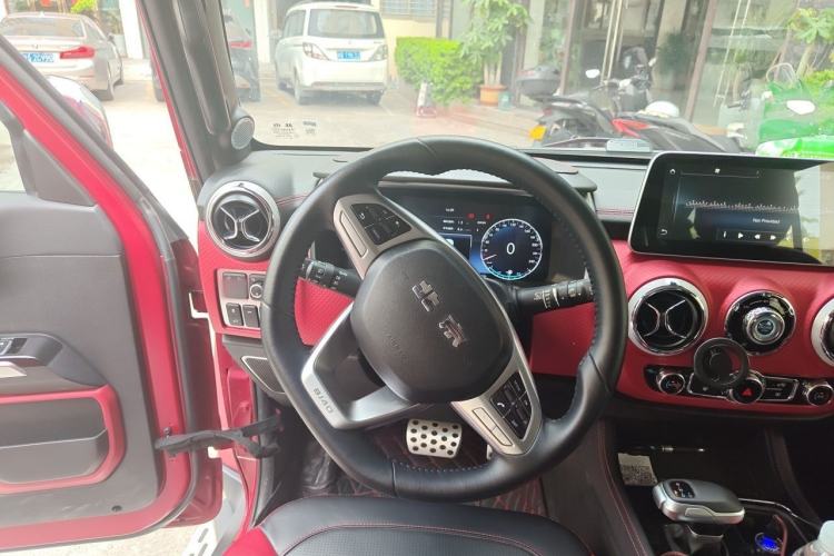 Used BAIC Off-Road BJ40 2021 2.0D Automatic Four-Wheel Drive Blade Hero Edition Adventurer Type Steering Wheel