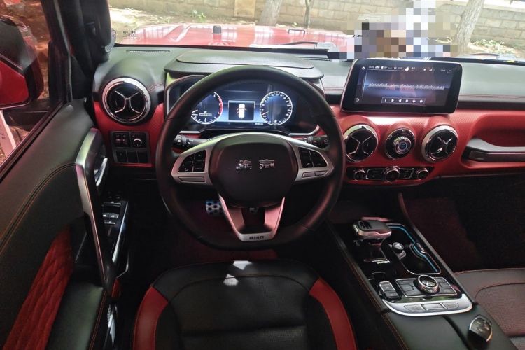Used BAIC Off-Road BJ40 2021 2.0D Automatic Four-Wheel Drive Blade Hero Edition Adventurer Model (with Front and Rear Electronic Locks) Steering Wheel