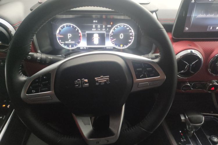 Used BAIC Off-Road BJ40 2021 2.3T Automatic Four-Wheel Drive Blade Hero Edition Supreme Version Steering Wheel