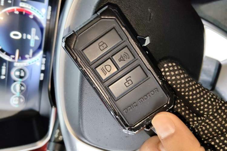 Used BAIC Off-Road BJ40 2021 2.0D Automatic Four-Wheel Drive Blade Hero Edition Adventurer Type Vehicle Key