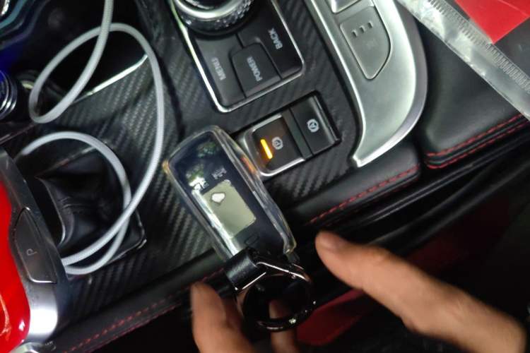 Used BAIC Off-Road BJ40 2021 2.0D Automatic Four-Wheel Drive Blade Hero Edition Adventurer Type Vehicle Key