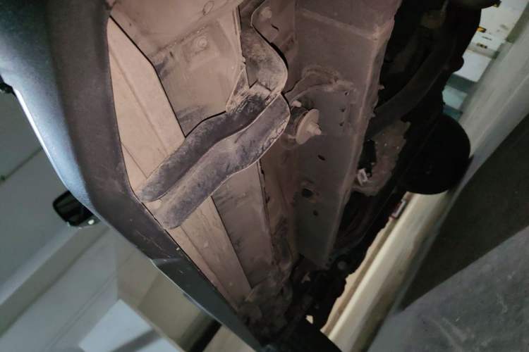 Used BAIC Off-Road BJ40 2021 2.0T Automatic Four-Wheel Drive Ring the Tower Champion Edition Chassis Rear Left