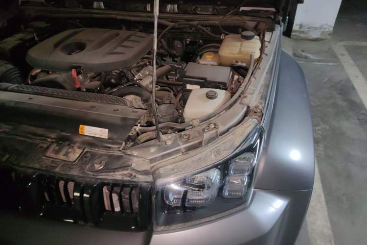 Used BAIC Off-Road BJ40 2021 2.0T Automatic Four-Wheel Drive Ring the Tower Champion Edition Engine Bay Left