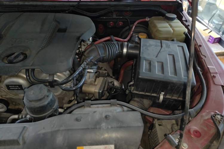 Used BAIC Off-Road BJ40 2021 2.3T Automatic Four-Wheel Drive Blade Hero Edition Supreme Version Engine Bay Left