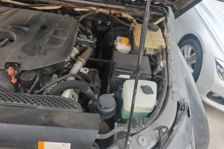 Used BAIC Off-Road BJ40 2021 2.0T Automatic Four-Wheel Drive Ring the Tower Champion Edition Engine Bay Left