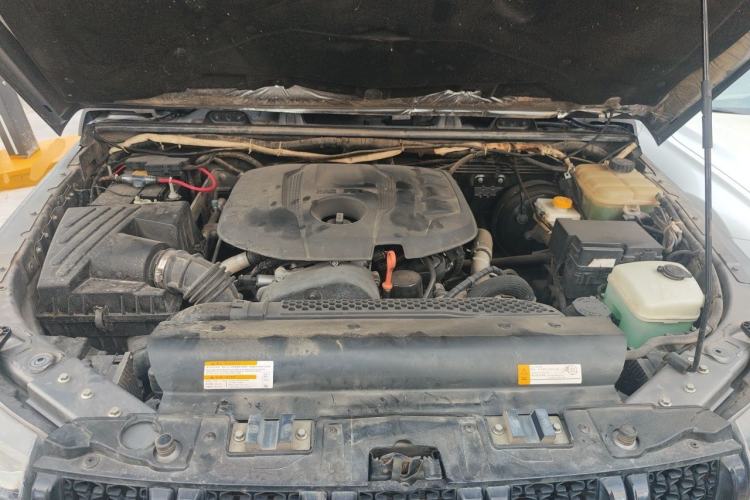 Used BAIC Off-Road BJ40 2021 2.0T Automatic Four-Wheel Drive Ring the Tower Champion Edition Engine Bay