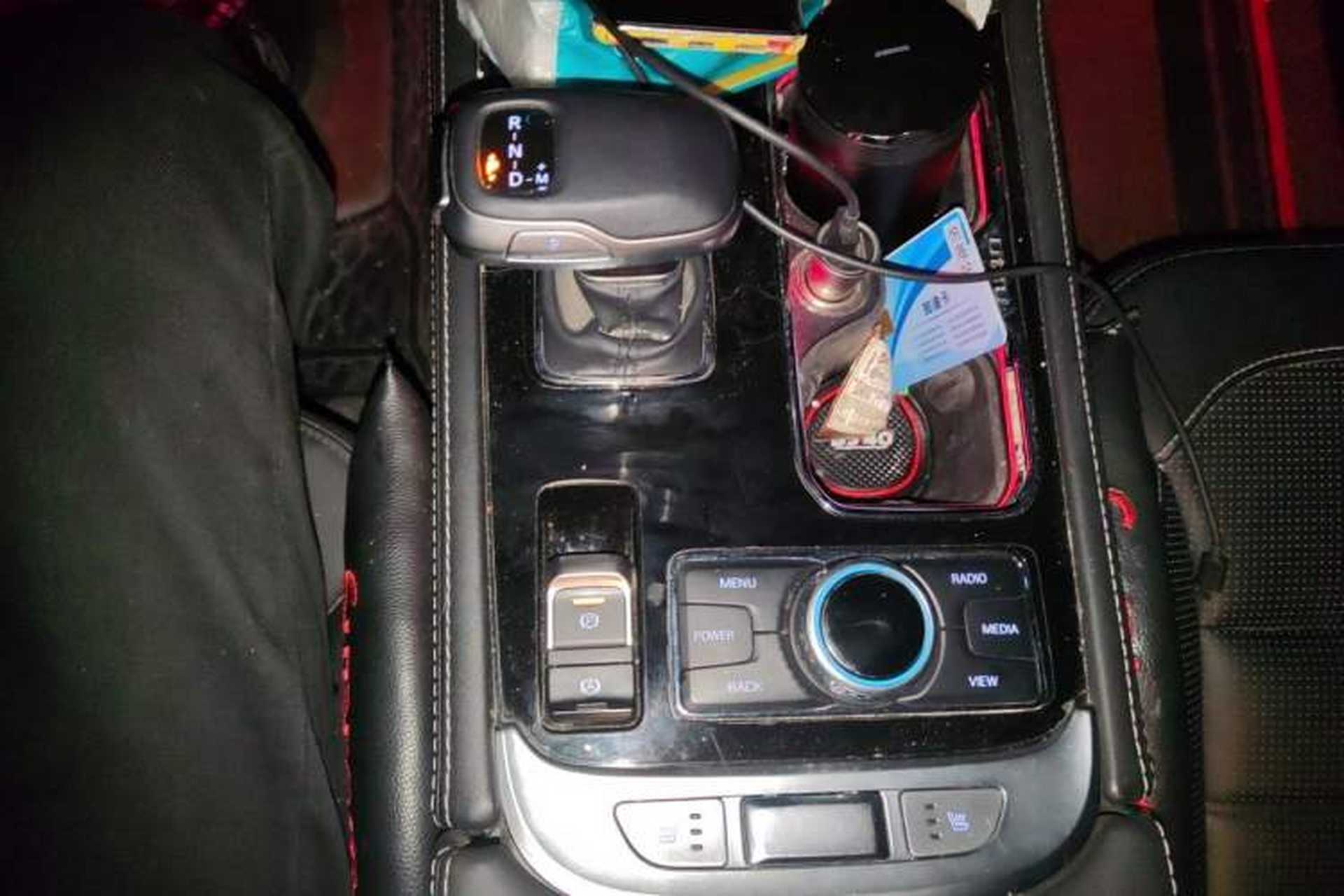 Used BAIC Off-Road BJ40 2021 2.0T Automatic Four-Wheel Drive Ring the Tower Champion Edition Gear Lever