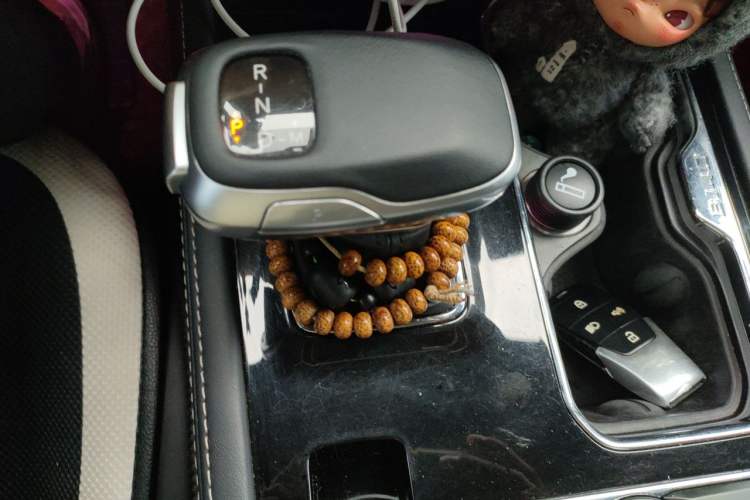 Used BAIC Off-Road BJ40 2021 2.0T Automatic Four-Wheel Drive Ring the Tower Champion Edition Gear Lever