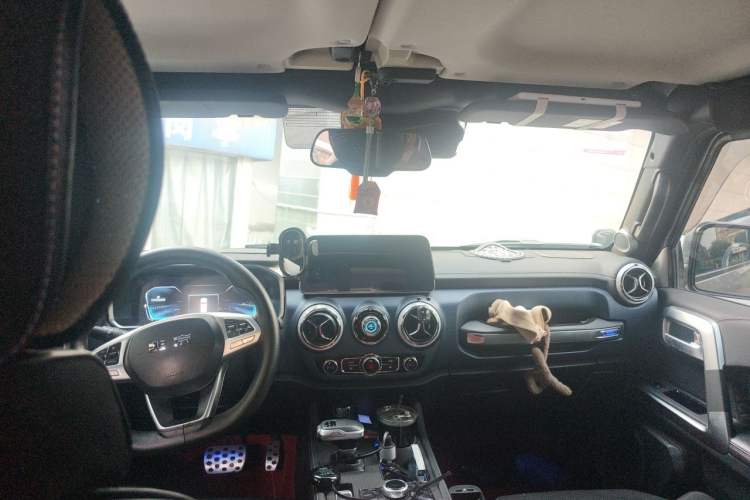 Used BAIC Off-Road BJ40 2021 2.0T Automatic Four-Wheel Drive Ring the Tower Champion Edition Headliner