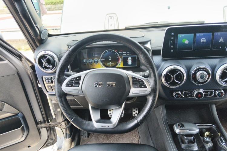 Used BAIC Off-Road BJ40 2021 2.0T Automatic Four-Wheel Drive Ring the Tower Champion Edition Steering Wheel