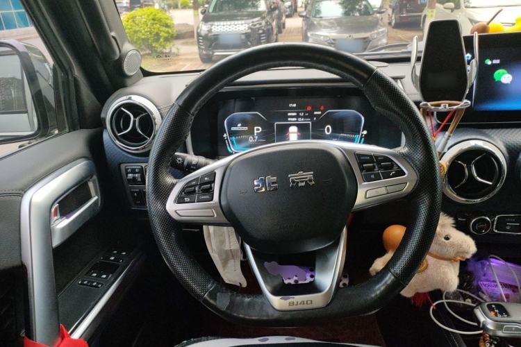 Used BAIC Off-Road BJ40 2021 2.0T Automatic Four-Wheel Drive Ring the Tower Champion Edition Steering Wheel