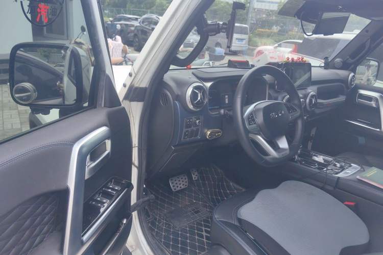 Used BAIC Off-Road BJ40 2021 2.3T Automatic Four-Wheel Drive Blade Hero Edition Supreme Version Driver Seat