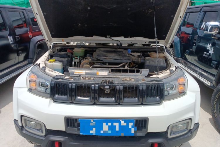 Used BAIC Off-Road BJ40 2021 2.0D Automatic Four-Wheel Drive Blade Hero Edition Adventurer Type Engine Bay