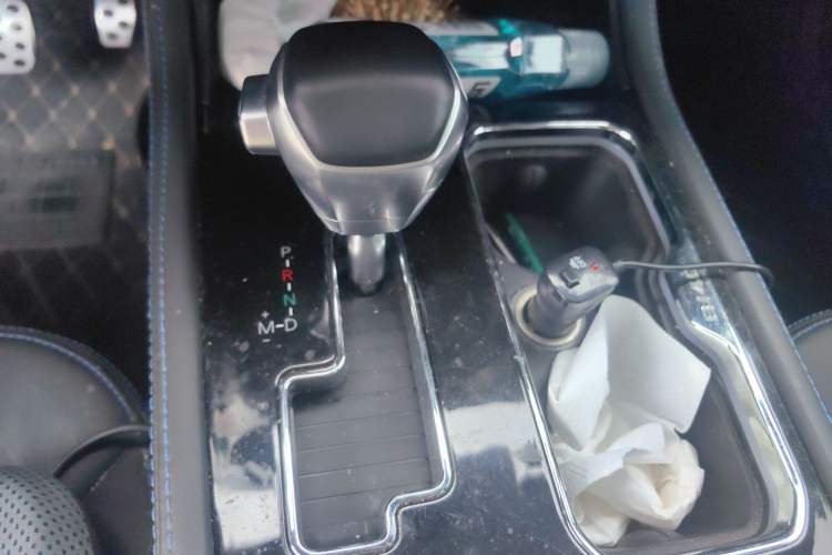 Used BAIC Off-Road BJ40 2021 2.3T Automatic Four-Wheel Drive Blade Hero Edition Supreme Version Gear Lever