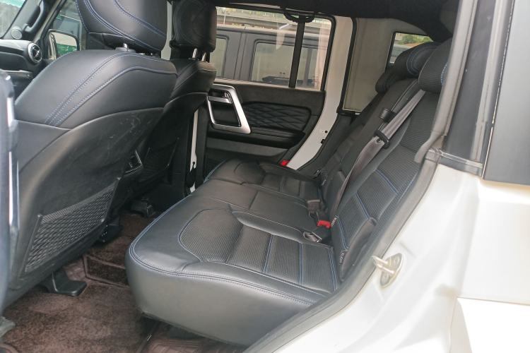 Used BAIC Off-Road BJ40 2021 2.0D Automatic Four-Wheel Drive Blade Hero Edition Adventurer Type Interior 4