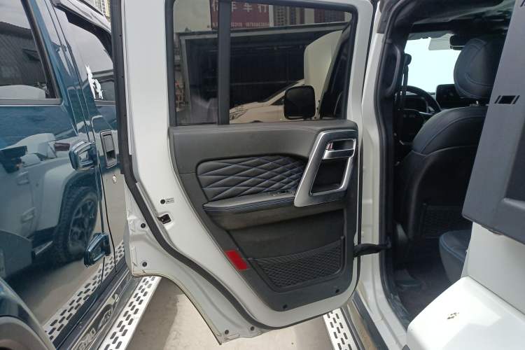 Used BAIC Off-Road BJ40 2021 2.0D Automatic Four-Wheel Drive Blade Hero Edition Adventurer Type Interior 8