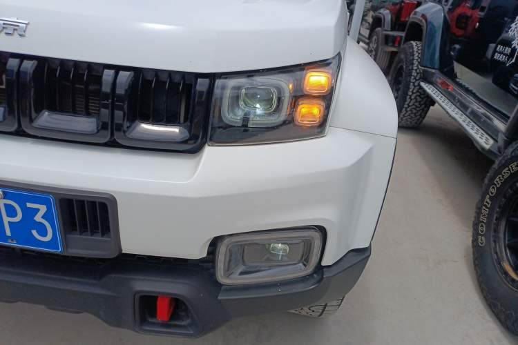 Used BAIC Off-Road BJ40 2021 2.0D Automatic Four-Wheel Drive Blade Hero Edition Adventurer Type Left Front Headlight