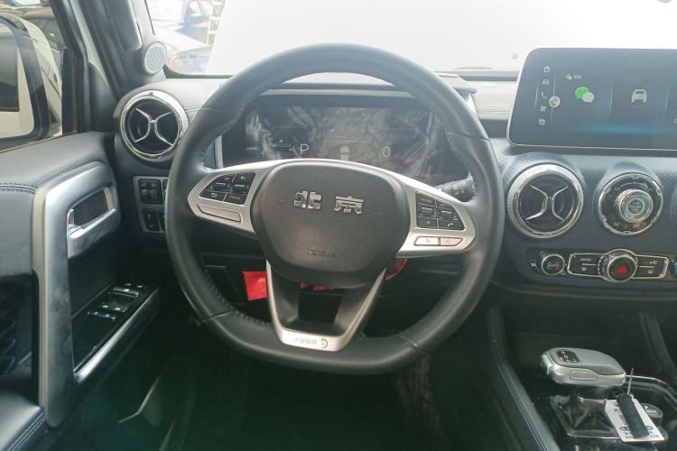Used BAIC Off-Road BJ40 2021 2.0D Automatic Four-Wheel Drive Blade Hero Edition Adventurer Type Steering Wheel
