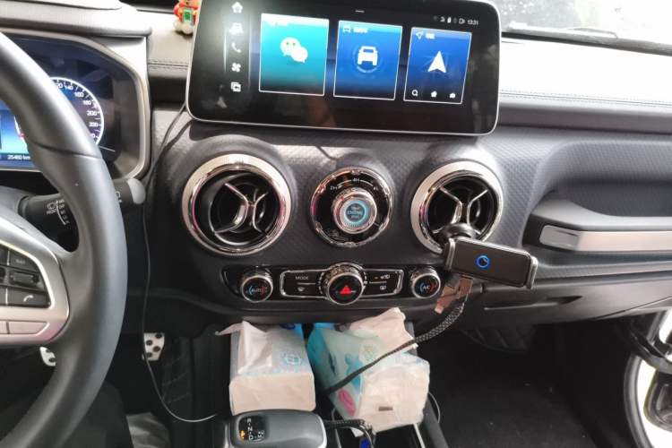 Used BAIC Off-Road BJ40 2022 2.0T Automatic Four-Wheel Drive Ring of the Tower Champion Edition Audio And AC Panel