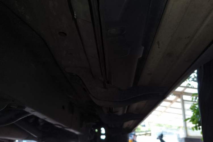 Used BAIC Off-Road BJ40 2022 2.0T Automatic Four-Wheel Drive Ring of the Tower Champion Edition Chassis Front Left