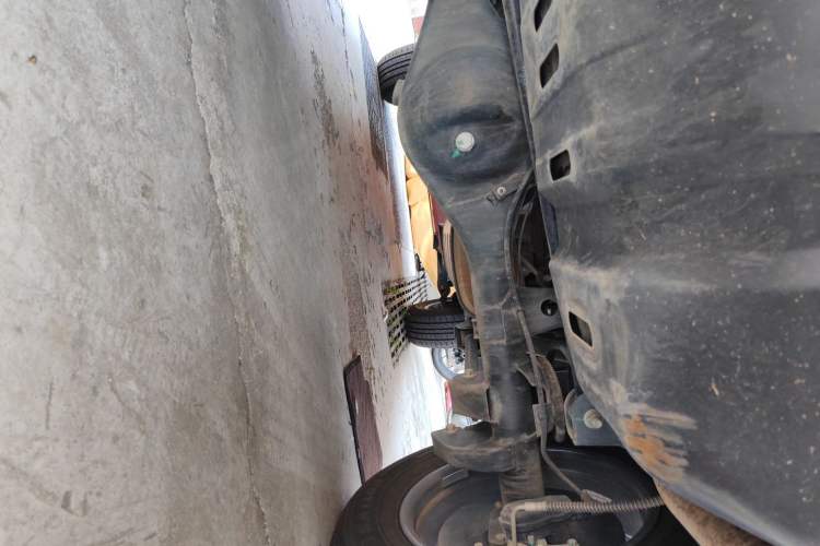 Used BAIC Off-Road BJ40 2022 2.0T Automatic Four-Wheel Drive Business Edition Chassis Rear