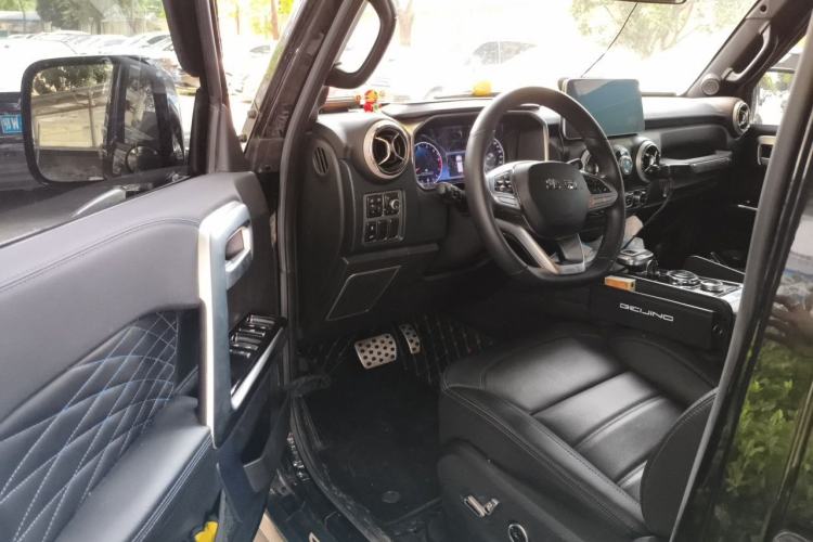 Used BAIC Off-Road BJ40 2022 2.0T Automatic Four-Wheel Drive Ring of the Tower Champion Edition Driver Seat
