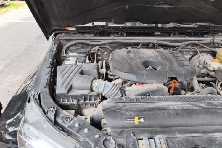 Used BAIC Off-Road BJ40 2022 2.0T Automatic Four-Wheel Drive Ring of the Tower Champion Edition Engine Bay Right