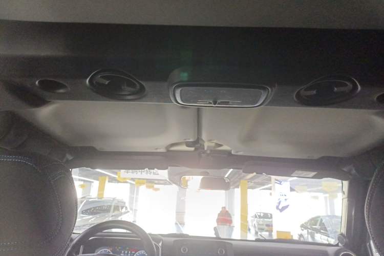 Used BAIC Off-Road BJ40 2022 2.0T Automatic Four-Wheel Drive Business Edition Headliner