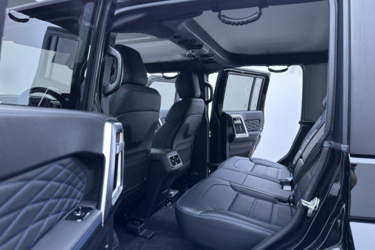 Used BAIC Off-Road BJ40 2022 2.0T Automatic Four-Wheel Drive Business Edition Interior 15